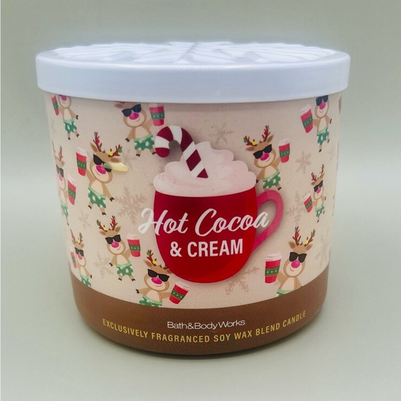 Bath & Body Works HOT COCOA AND CREAM 3 Wick Holiday Candle In Box NEW - Picture 3 of 7